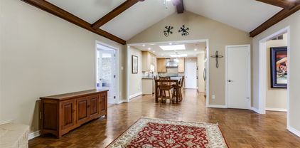 7736 Woodstone Ln, Dallas