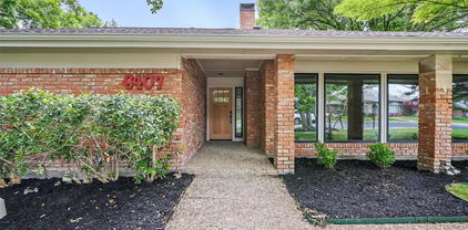 6407 Laurel Valley Rd, Dallas