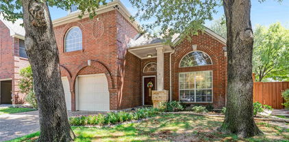 9352 Riverwalk Ln, Irving