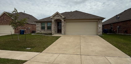2306 Spokane Dr, Forney