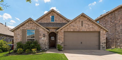 2122 Slow Stream Dr, Royse City