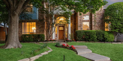 8932 Club Creek Cir, Dallas