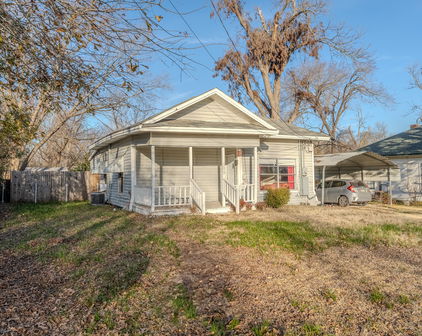 115 San Jacinto St, Terrell
