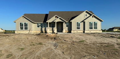 3109 White Oak Rd, Oak Ridge