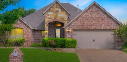 306 Spruce Trl, Forney