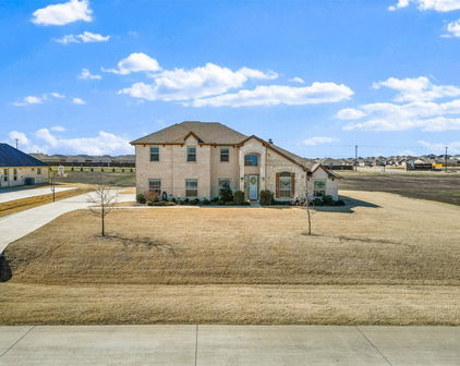 1133 Barrix Dr, Forney