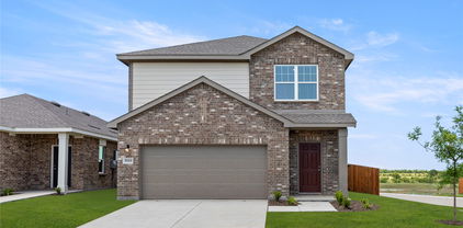 5919 Sahara Dr, Forney