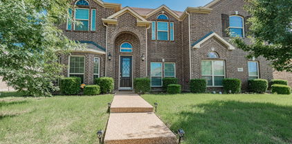 824 Regal Bluff Ln, Desoto