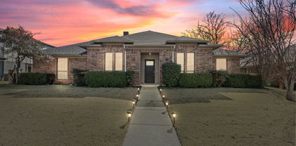 2220 Cedar Cir, Carrollton