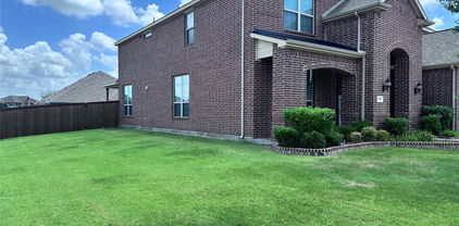 1305 Meridian Dr, Forney