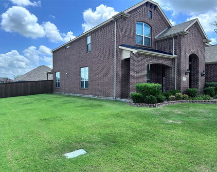 1305 Meridian Dr, Forney