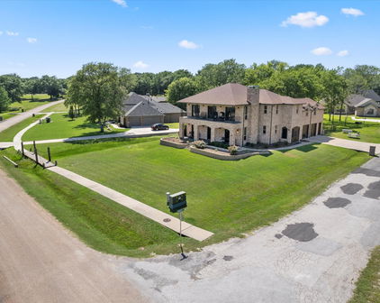 208 Cape Shore Dr, Mabank