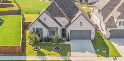 2214 Desmond Dr, Forney