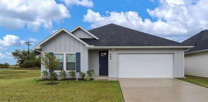 352 Preston Rd, Mabank