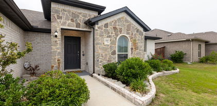 5507 Huffines Blvd, Royse City