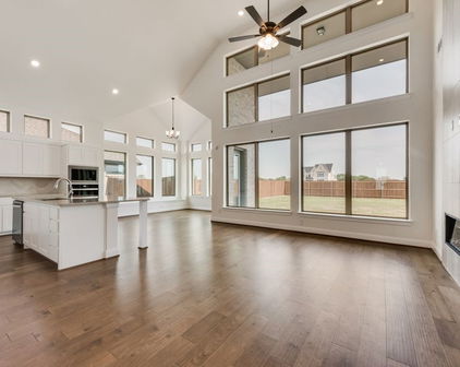 511 San Angelo Dr, Forney