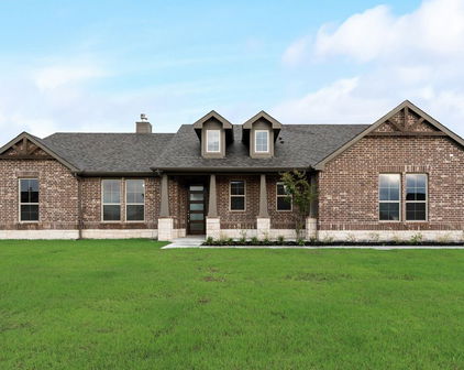 3105 White Oak Rd, Oak Ridge