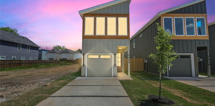 2620 Peabody Ave, Dallas