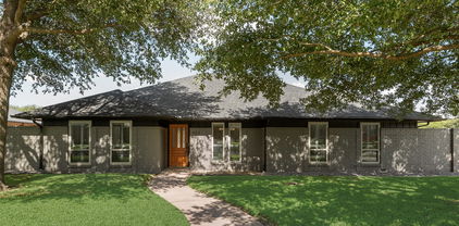922 Lakeshore Dr, Mesquite