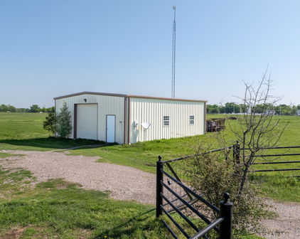 12930 Fm 1651, Canton