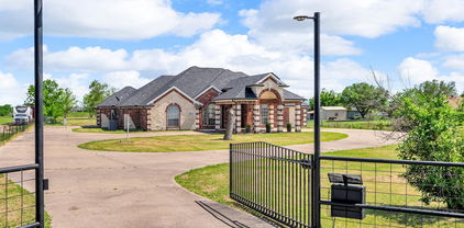 16492 County Road 221, Forney
