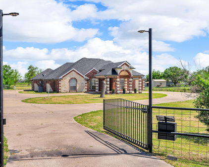 16492 County Road 221, Forney