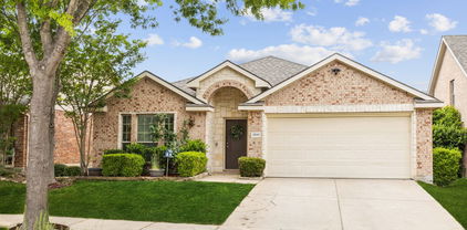 2041 Lake Trail Dr, Heartland