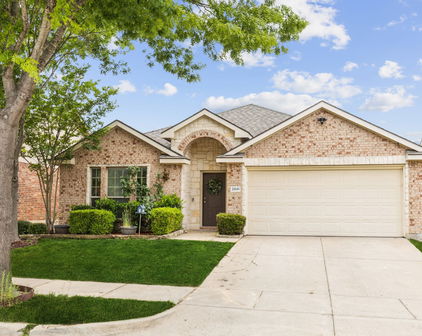 2041 Lake Trail Dr, Heartland