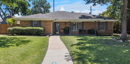 1501 Austrian Rd, Grand Prairie