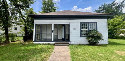 233 W Oneal St, Wills Point