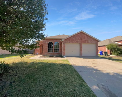 105 Hazelnut Trl, Forney