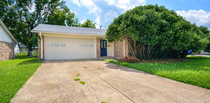403 Southlake Dr, Forney