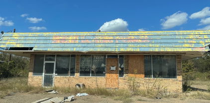 2822 Interstate Hwy 20, Van