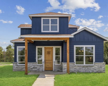 501 Stallings St, Terrell