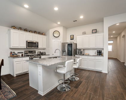 2924 Montrose Trl, Forney