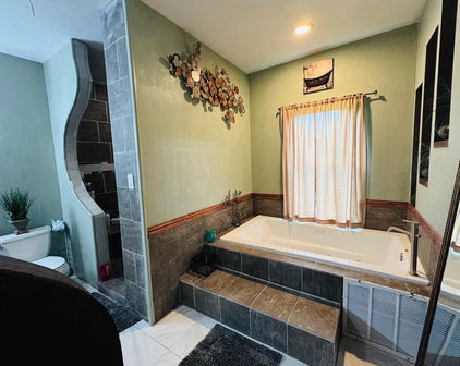 640 Countess Rd, Quinlan