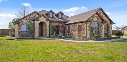 7754 County Road 275, Terrell