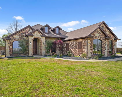 7754 County Road 275, Terrell