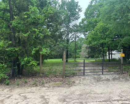 8000 Lakeview Dr, Quinlan