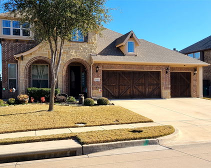 1126 Brigham Dr, Forney