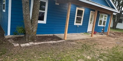 445 Canal, Quinlan