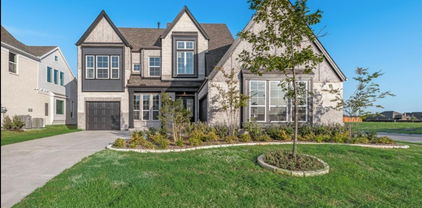 502 Fort Davis Dr, Forney