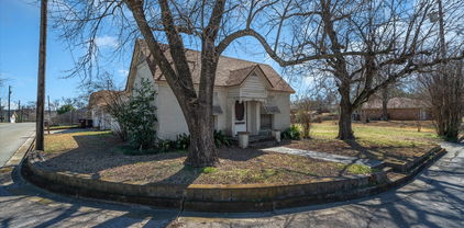 408 S Capitol St, Canton