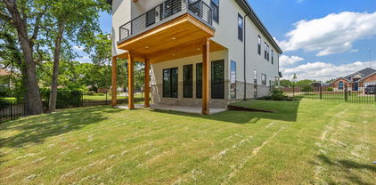 2811 Rodeo Dr, Quinlan