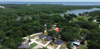 801 Crestway Dr, West Tawakoni