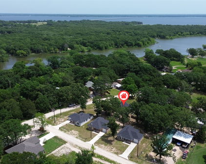 801 Crestway Dr, West Tawakoni