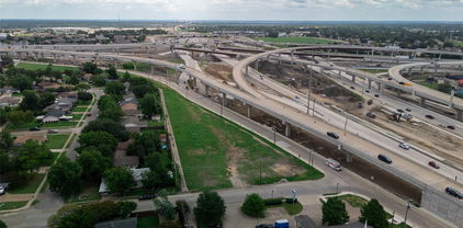 2390 Interstate 30, Mesquite