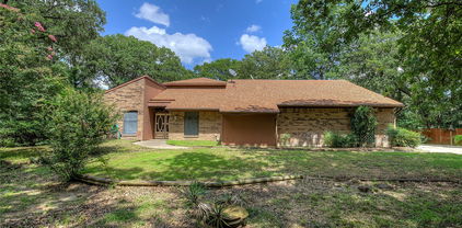 500 County Road 3324, Greenville