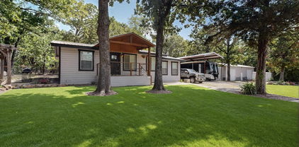 2895 Honey Bee Ln, Wills Point