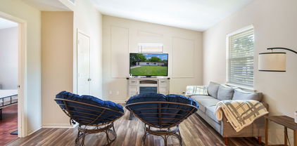 808 Grande Dr, Mesquite